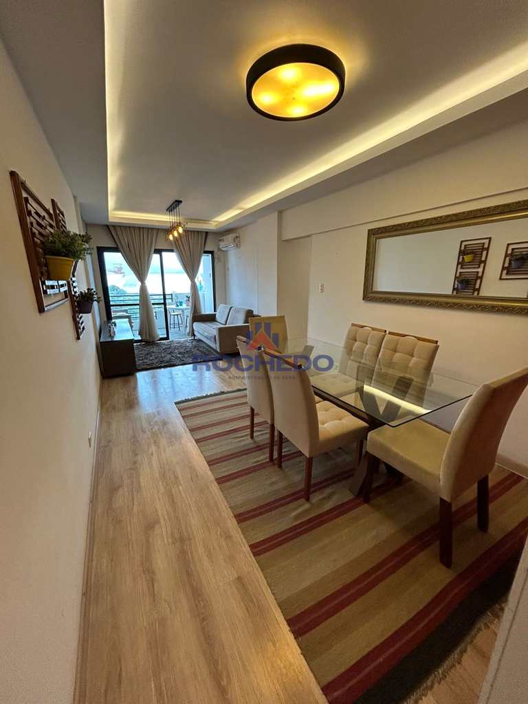 Apartamento com 3 quartos na Ponta da Praia