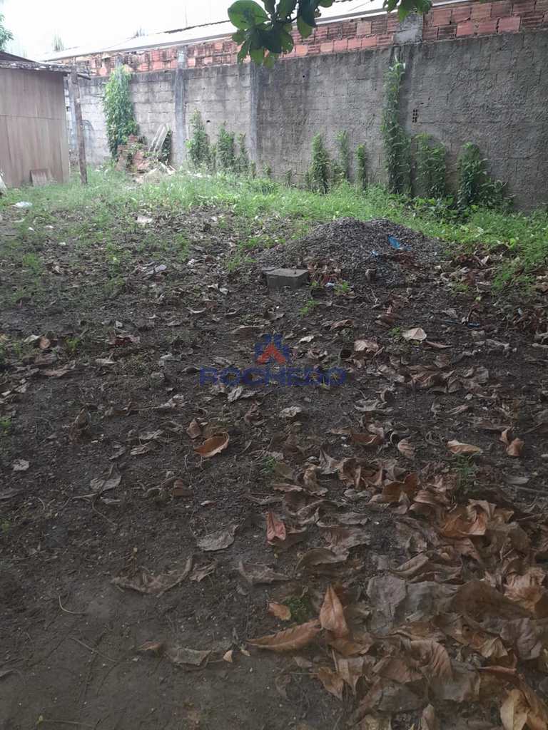 Terreno de 320 m² no Estuário