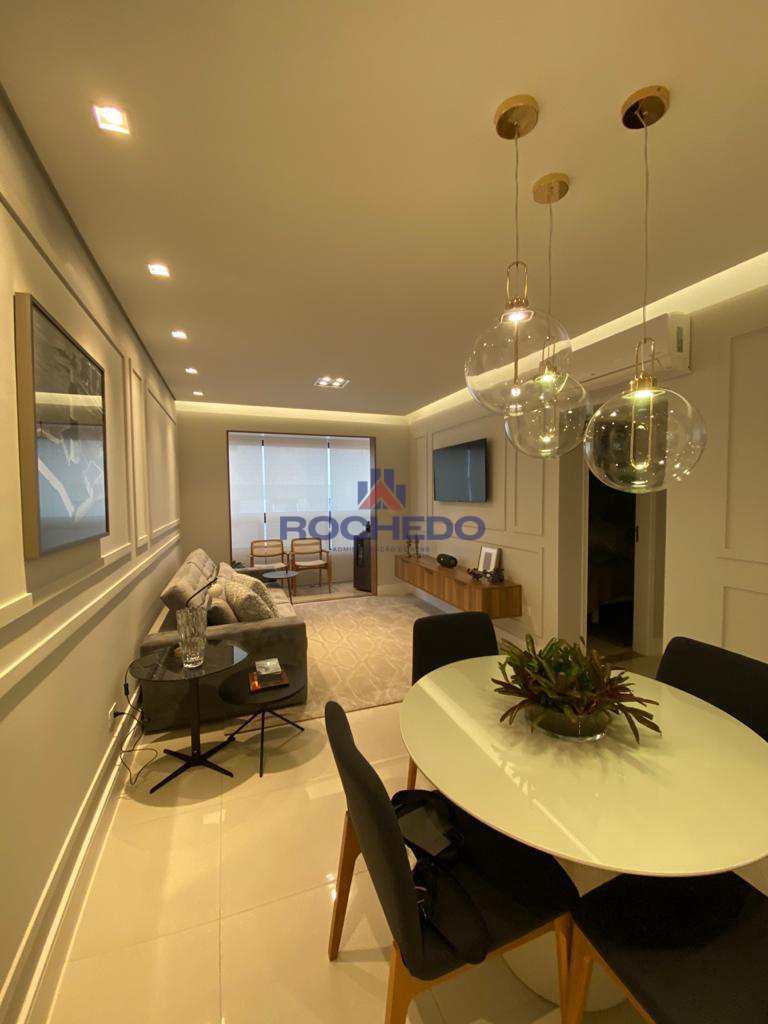 Apartamento com 2 quartos no Embaré